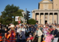 Jubileuszowa łódzka pielgrzymka na Jasną Górę. Pątnicy idą po raz setny