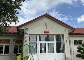 Likwidacja szkoły w Wiączyniu Dolnym. Będzie referendum ws. odwołania Rady Gminy Nowosolna