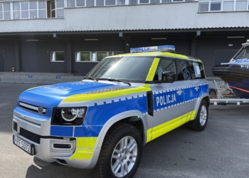 Nowoczesny sprzęt trafił w ręce wodnych patroli Policji w Łódzkiem. Samochody i wyposażenie ratownicze