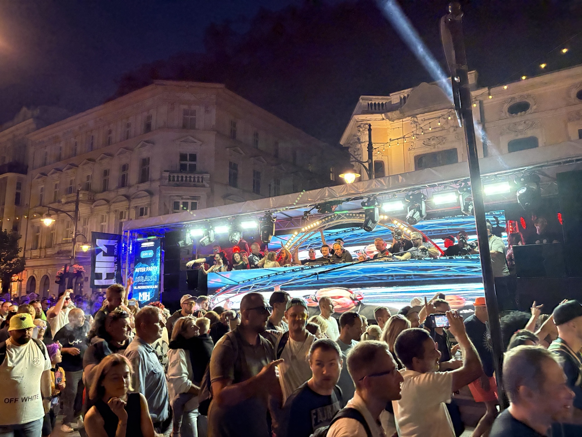 Parada Wolności 2025 w Łodzi: Drugi dzień festiwalu, 13 platform, pochód i wielkie after party pod Sport Areną 6 IMG 2642
