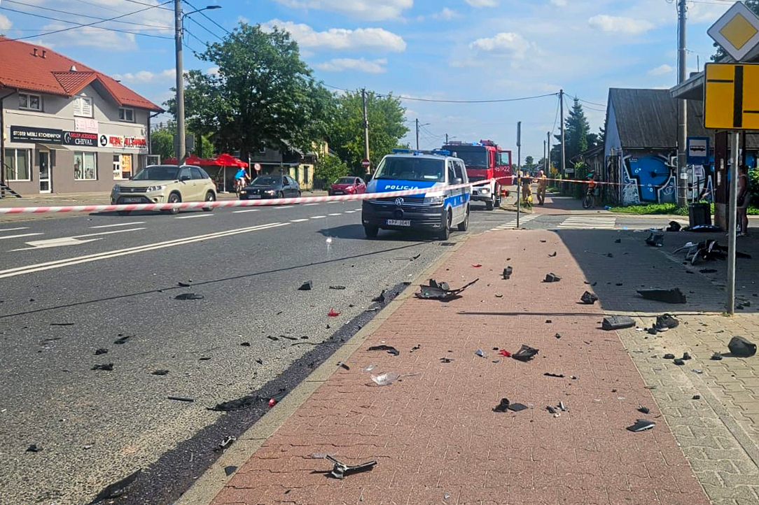 Zderzenie samochodu z motocyklem. Motocyklista zmarł