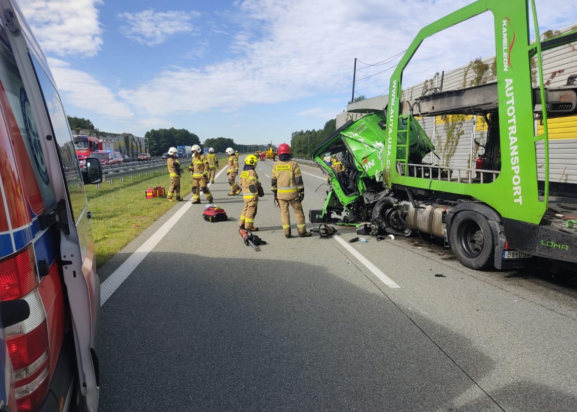 Śmiertelny wypadek na S8. Kierowca osobówki jechał pod prąd