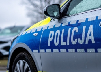 Czy w jednej ze zgierskich rodzin zastępczych doszło do pobicia 8-latka? Policjanci zatrzymali dwie osoby