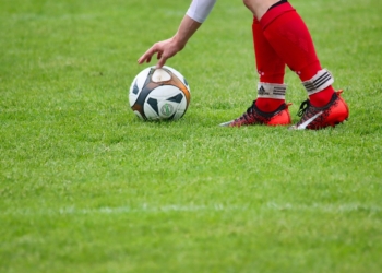 Stałe fragmenty gry problemem Widzewa i ŁKS