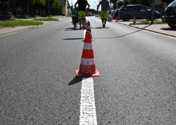 Konstantynów Łódzki: startują przygotowania do nowego roku szkolnego. Odświeżą oznakowania na drogach