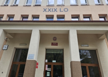 Edukacja zdrowotna w łódzkich szkołach. Uczniowie masowo wypisują się z zajęć