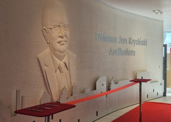 Profesor Jan Krysiński patronem auli w Politechnice Łódzkiej