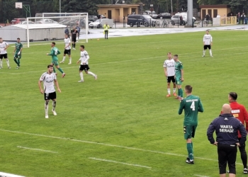 III liga gr. 1 - 8. kolejka. Trzy zwycięstwa, 9 strzelonych goli