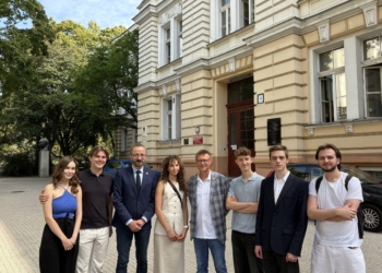 KO i Nowa Generacja zachęcają do uczęszczania na zajęcia z edukacji zdrowotnej. "Młodym ludziom brakowało czegoś takiego"