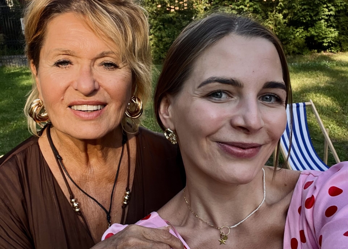 Karp w kulturze | Ewa Kasprzyk: „W pewnym wieku dojrzałam do tego, że nie muszę cały czas pędzić i niczego udowadniać” [PODCAST]