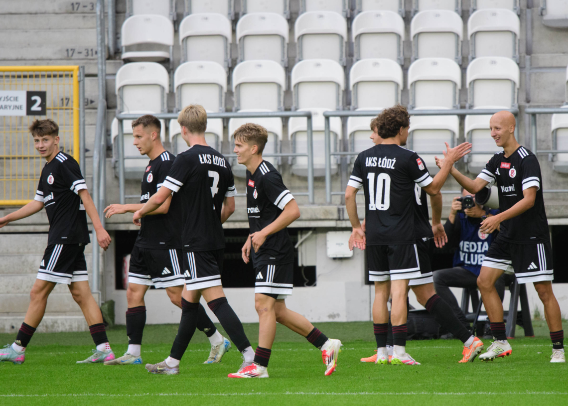 Dziewiąty mecz bez wygranej. ŁKS II Łódź - Resovia Rzeszów 0:0 1 LKS Lodz II Fot Sebastian Szwajkowski 24