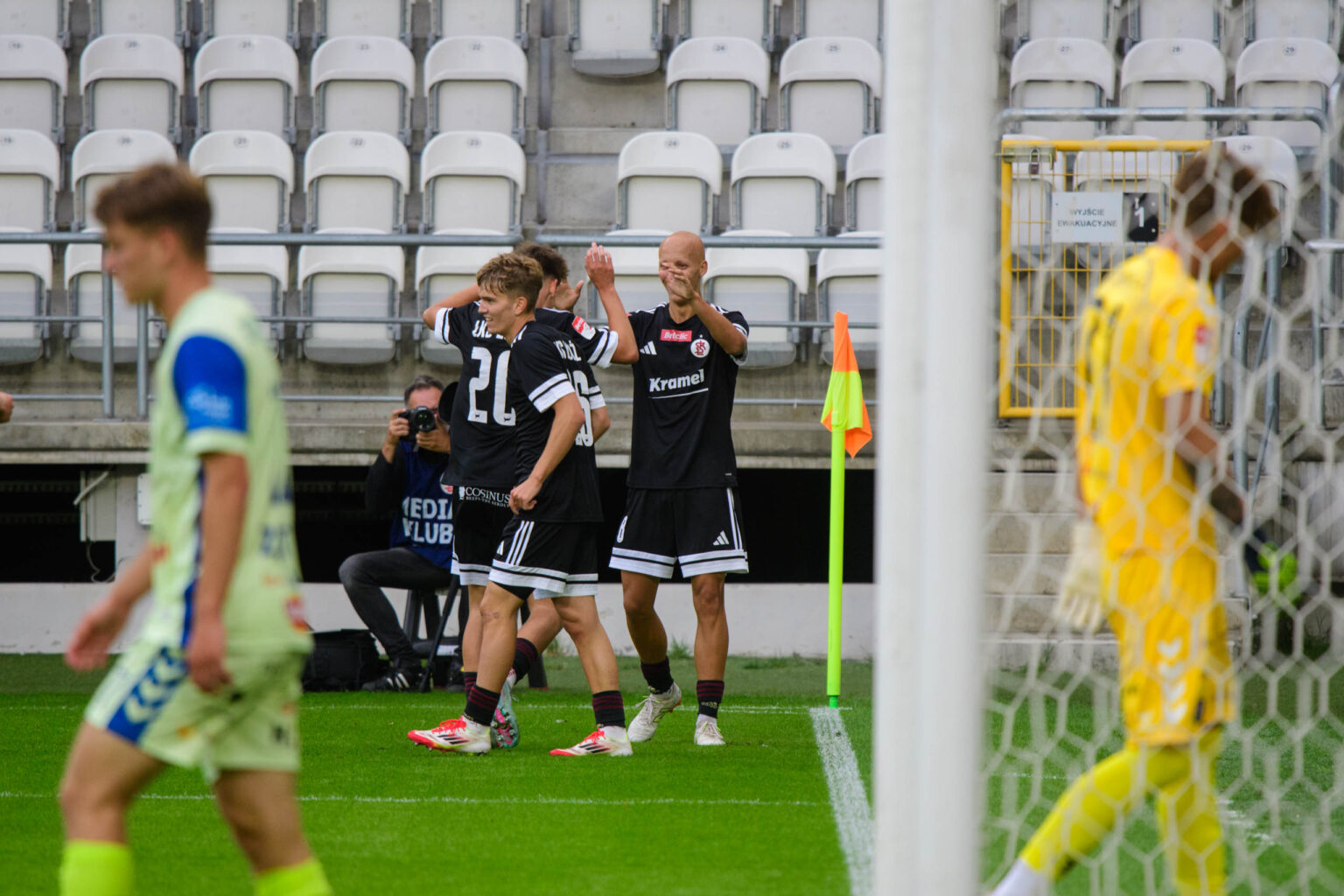 LKS Lodz II vs Sandecja Nowy Sacz Fot Sebastian Szwajkowski 14