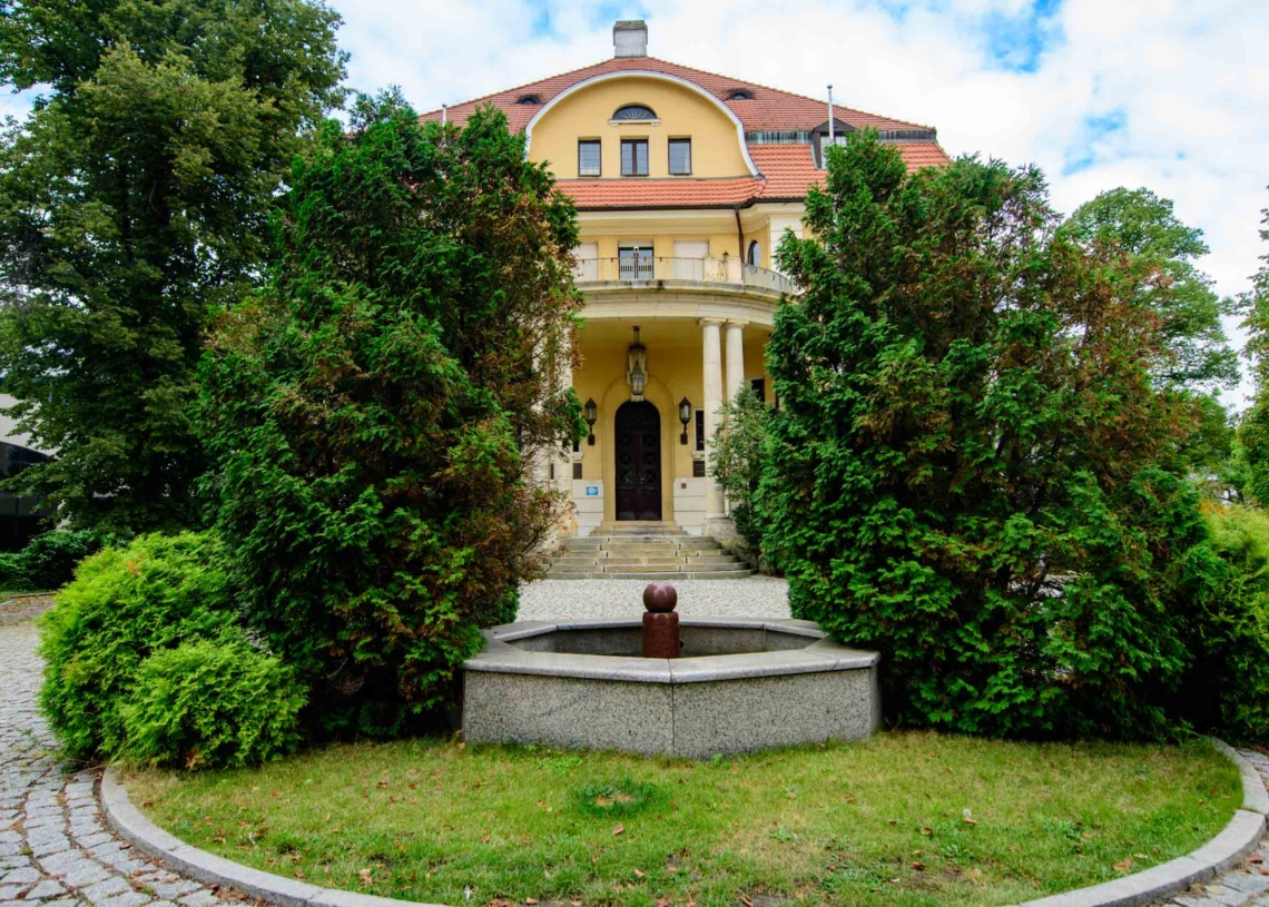 Piotrkowska 262/264 | Szlakiem łódzkich podwórek 1 Szlakiem łódzkich podwórek. Piotrkowska 262/264
