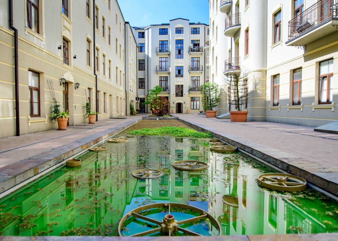 Szlakiem łódzkich podwórek. Piotrkowska 37