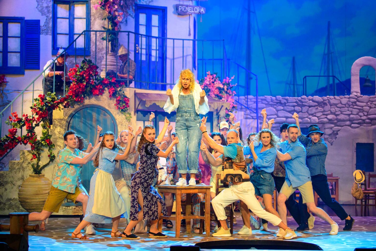 Mamma Mia w Teatrze Muzyczym Fot Sebastian Szwajkowski_11 Mamma Mia w Teatrze Muzyczym Fot Sebastian Szwajkowski 11