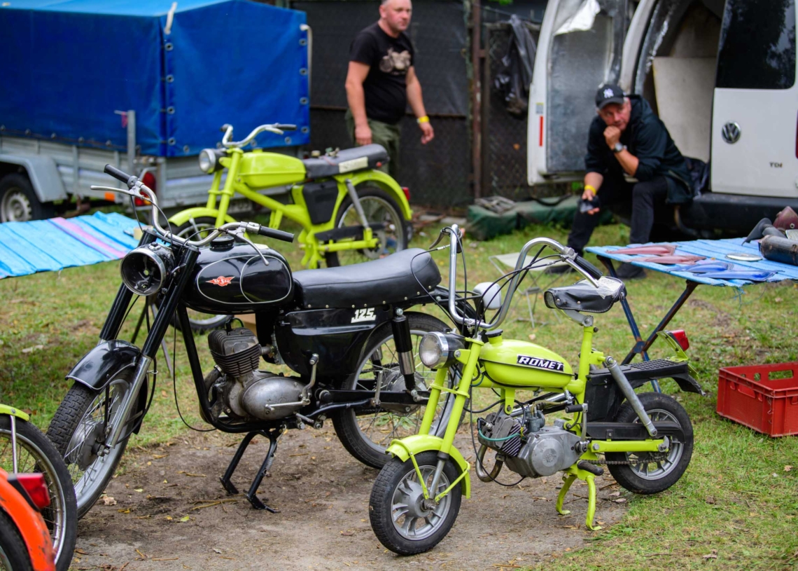 Moto Weteran Bazar | 2025-09-13