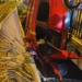 Zderzenie dwóch osobówek na Pabianickiej w Łodzi. Jeden z pojazdów utknął między mostami nad Olechówką 6 Zderzenie dwóch osobówek na Pabianickiej w Łodzi. Jeden z pojazdów utknął między mostami nad Olechówką