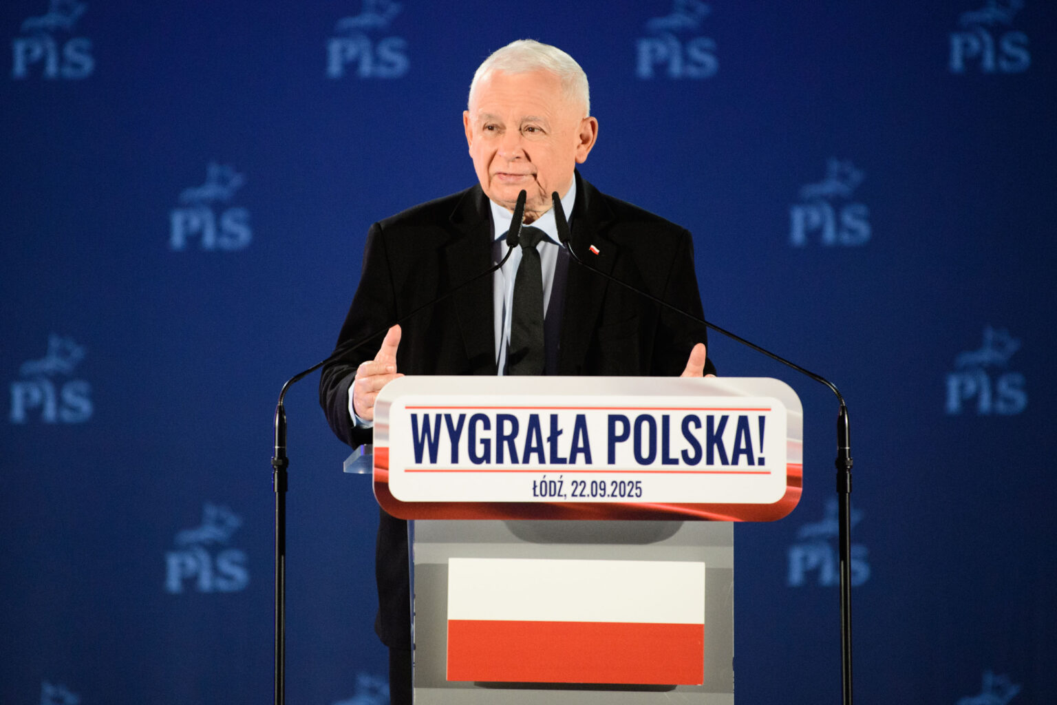 Spotkanie z Jaroslawem Kaczynskim w Lodzi fot Sebastian Szwajkowski 19