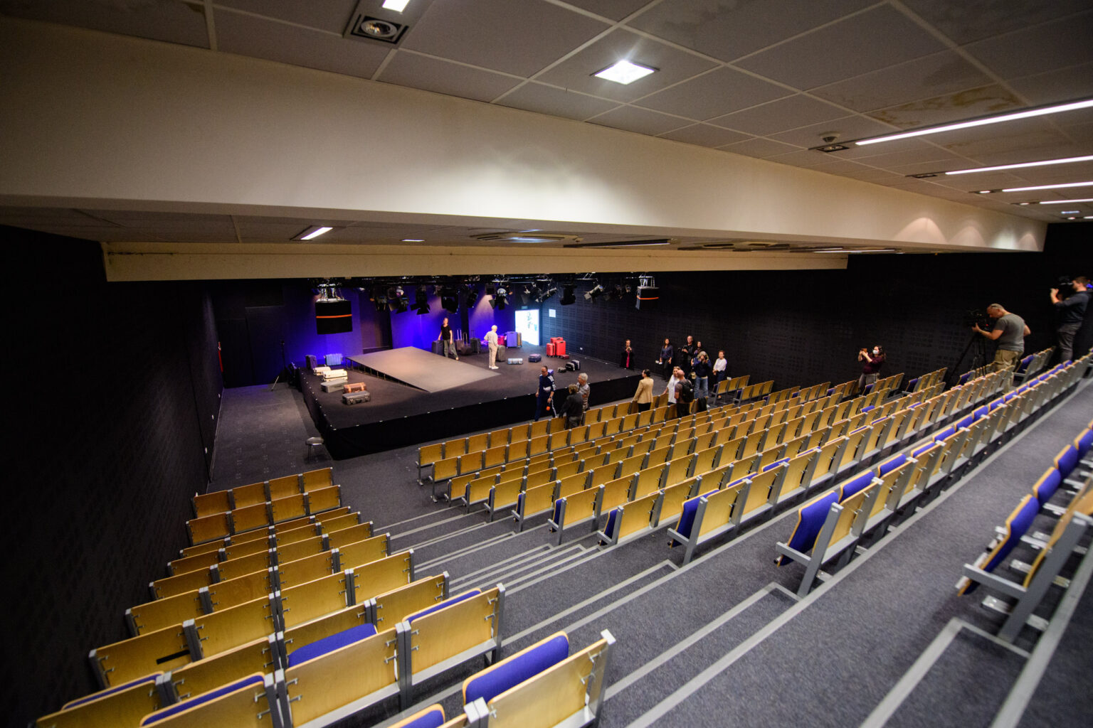 Teatr Powszechny w Hali EXPO Fot Sebastian Szwajkowski_17 Teatr Powszechny w Hali EXPO Fot Sebastian Szwajkowski 17