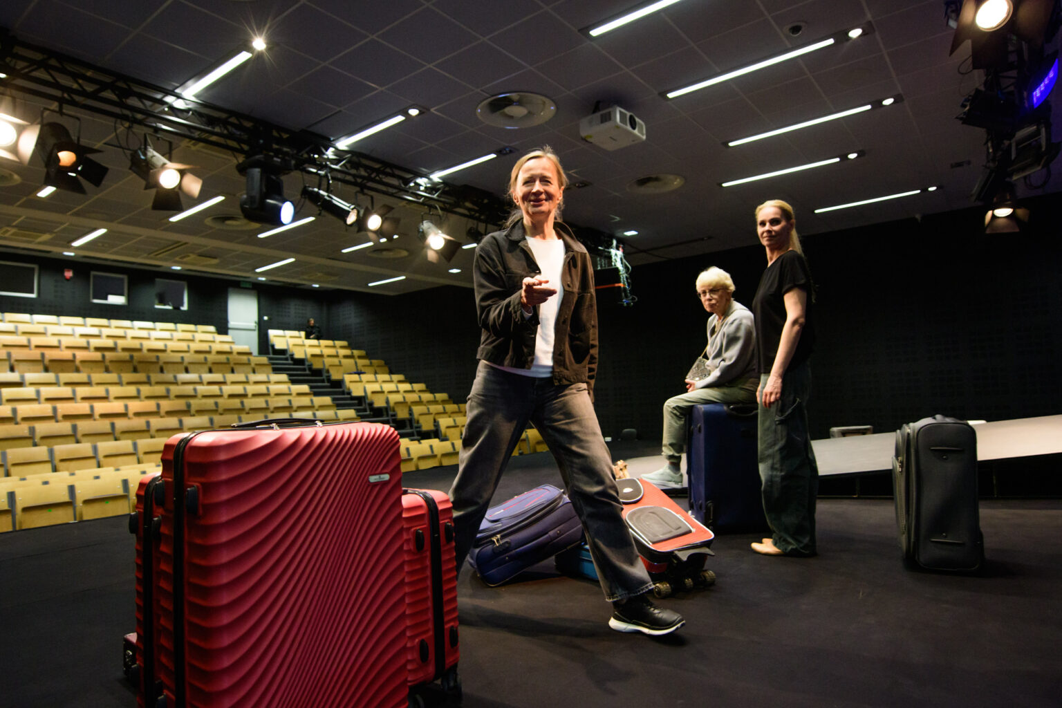 Teatr Powszechny w Hali EXPO Fot Sebastian Szwajkowski_6 Teatr Powszechny w Hali EXPO Fot Sebastian Szwajkowski 6