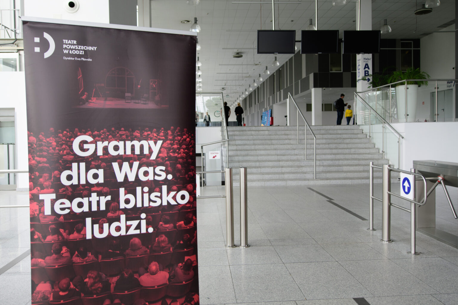 Teatr Powszechny w Hali EXPO Fot Sebastian Szwajkowski_9 Teatr Powszechny w Hali EXPO Fot Sebastian Szwajkowski 9