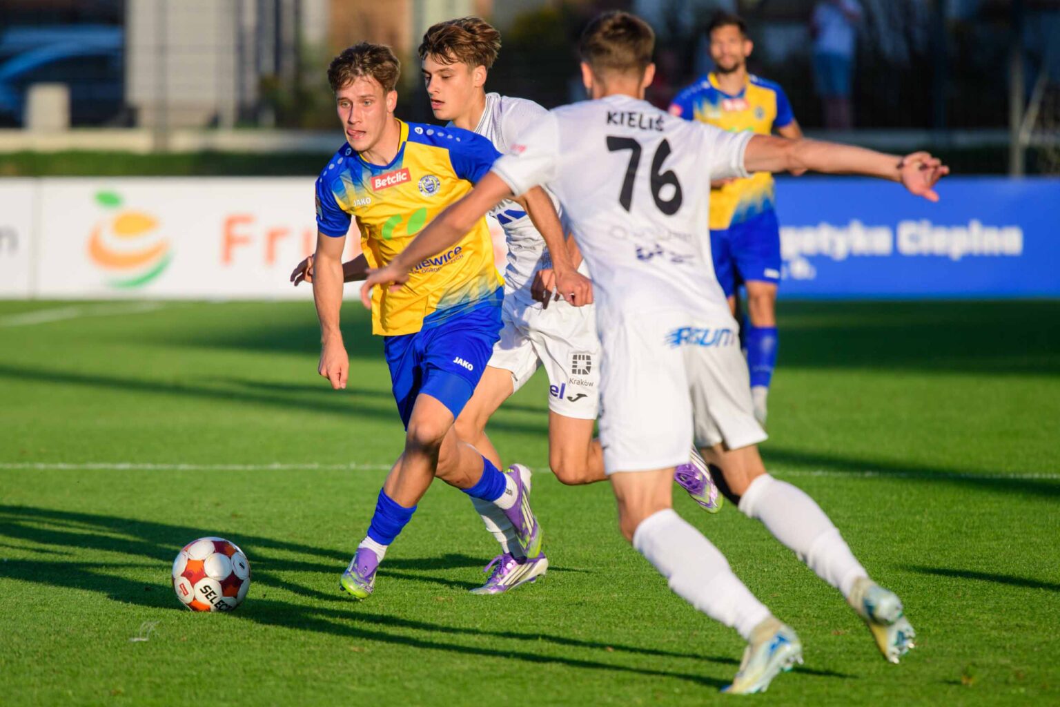Unia Skierniewice vs Hutnik Kraków Fot Sebastian Szwajkowski_2 Unia Skierniewice vs Hutnik Krakow Fot Sebastian Szwajkowski 2