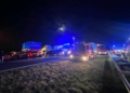 Śmiertelny wypadek na A2. Rozbite 3 pojazdy, zginął kierowca ciężarówki