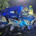 Samochód uderzył w mur. Pasażerka nie żyje, kierowca ranny 9 Samochód uderzył w mur. Pasażerka nie żyje, kierowca ranny