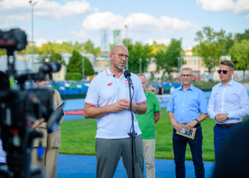 Minister sportu odwiedził RKS Łódź. Klub otrzymał 400 tys. zł z programu Klub Pro