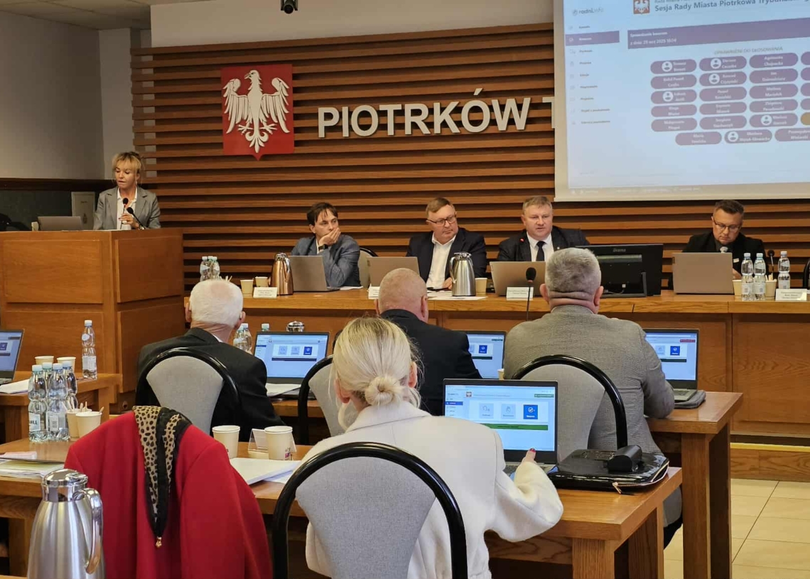 Przetasowania w prezydium piotrkowskiej Rady Miasta. Odwołano dwóch wiceprzewodniczących