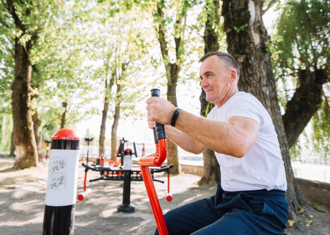 Bełchatowscy seniorzy będą ćwiczyć na siłowniach pod chmurką