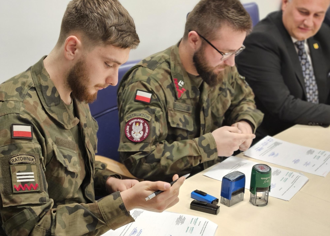 Dobrowolne szkolenia survivalowe dla mieszkańców województwa łódzkiego. Pierwszy taki projekt w Polsce