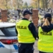 Wszystkich Świętych 2025. Zmieniona organizacja ruchu przy cmentarzach w Łodzi i regionie 6 Wszystkich Świętych 2025. Zmieniona organizacja ruchu przy cmentarzach w Łodzi i regionie