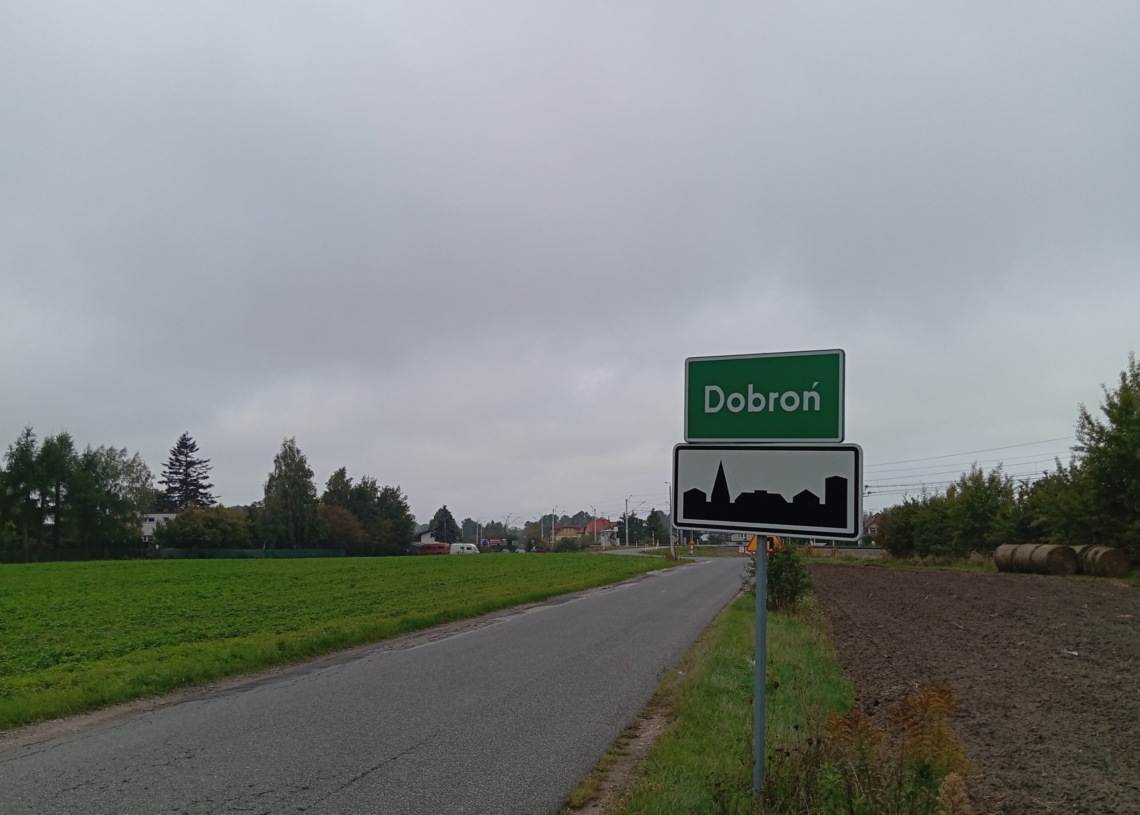 W gminie Dobroń brakuje autobusów dla uczniów. Pomoże ŁKA? 1 W gminie Dobroń brakuje autobusów dla uczniów