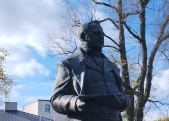 200-lecie Zduńskiej Woli. Odsłonięto pomnik Stefana Złotnickiego