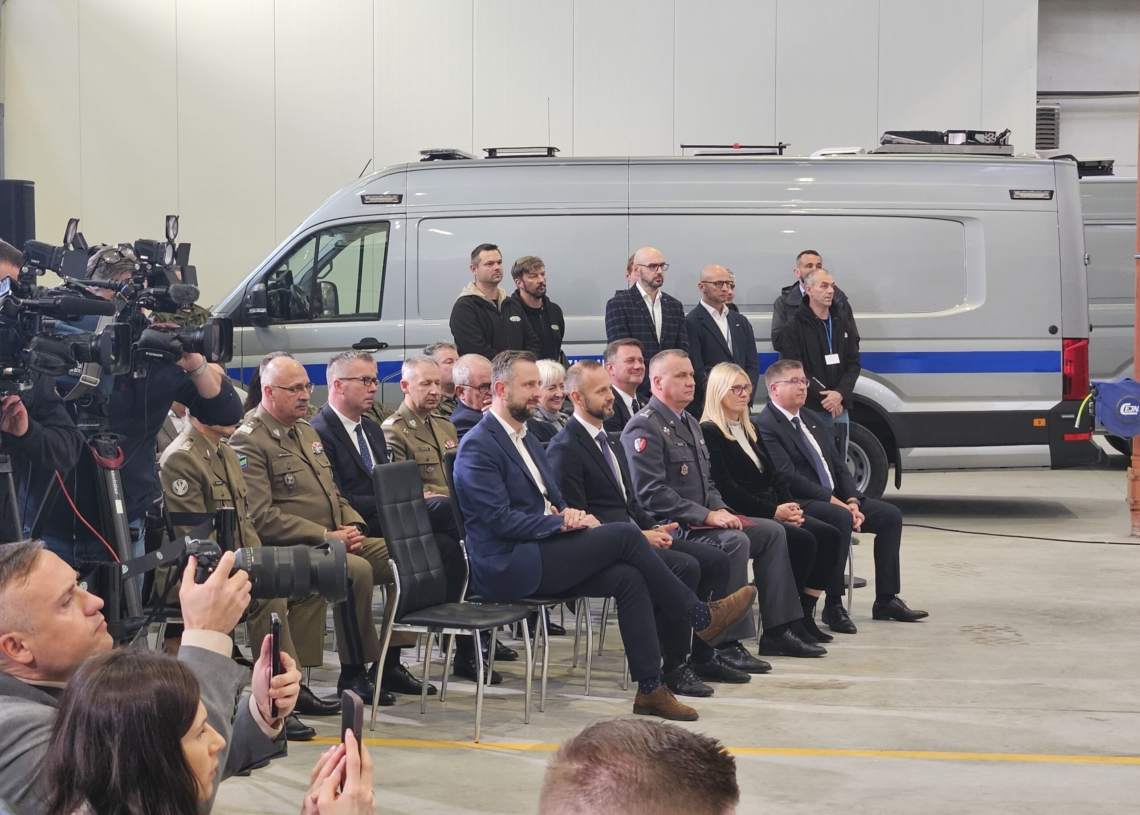 Sanitarne pojazdy wojskowe powstaną w Kutnie. "Największa tego typu umowa w Wojsku Polskim"