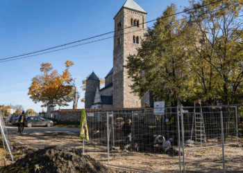 Koniec badań archeologicznych w Tumie. Odkryto średniowieczne groby
