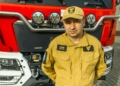Strażak ze Skierniewic po służbie uratował 91-latkę. Dominik Okrasa wyniósł kobietę z płonącego domu