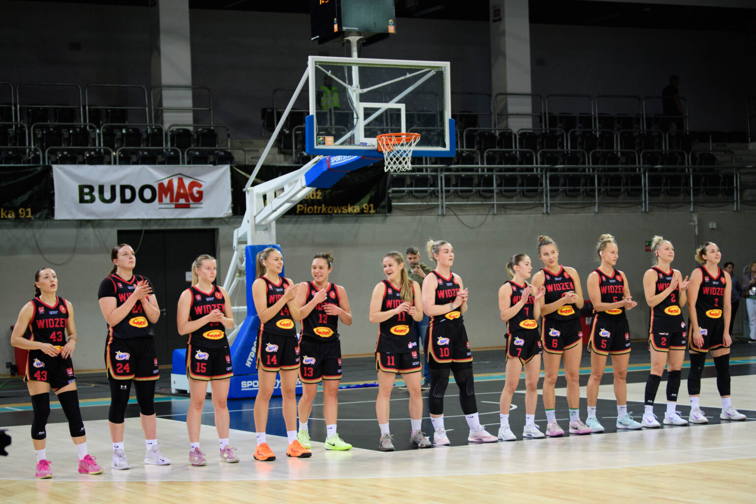 Derby Łodzi w koszykówce kobiet Fot Sebastian Szwajkowski_14 Derby Lodzi w koszykowce kobiet Fot Sebastian Szwajkowski 14