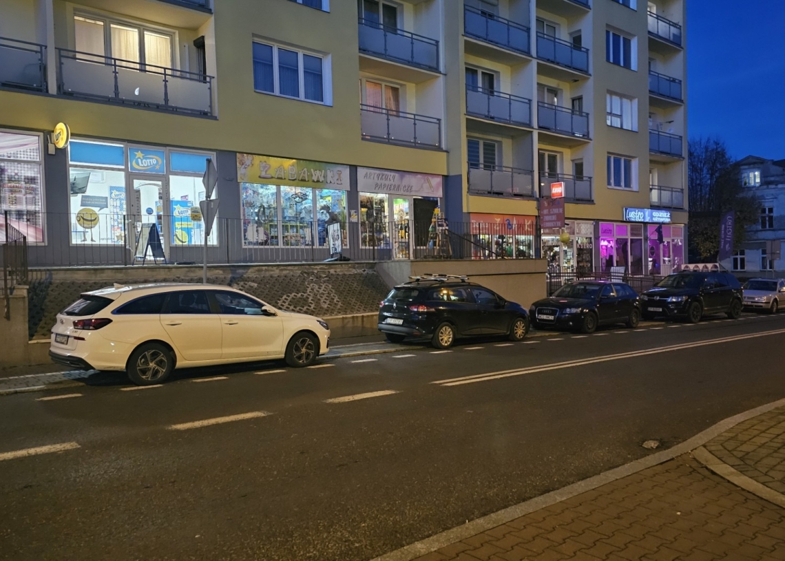Przedsiębiorcy z Piotrkowa chcą Strefy Płatnego Parkowania przed swoimi sklepami