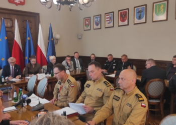Obronność cywilna. Posiedzenie zespołu parlamentarnego, szkolenia w gminie Koluszki