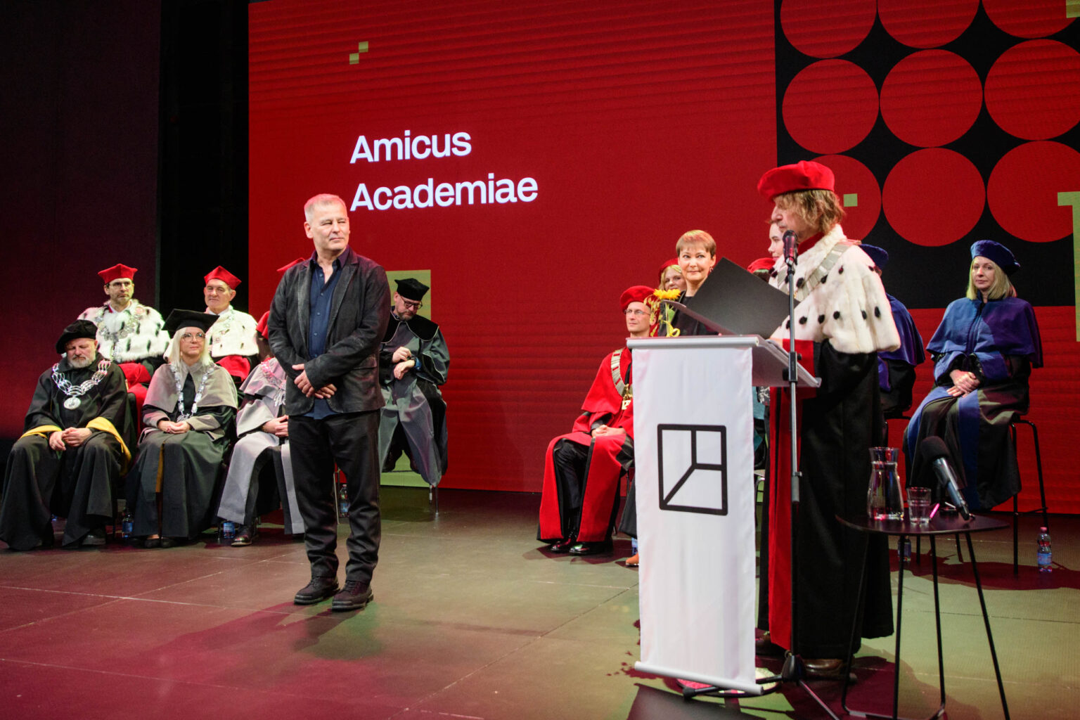 Inauguracja roku akademickiego w ASP z nagroda dla Jacka Grudnia Fot Sebastian Szwajkowski 3