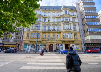 Lodzkie Podworka Piotrkowska 175 Fot Sebastian Szwajkowski 1