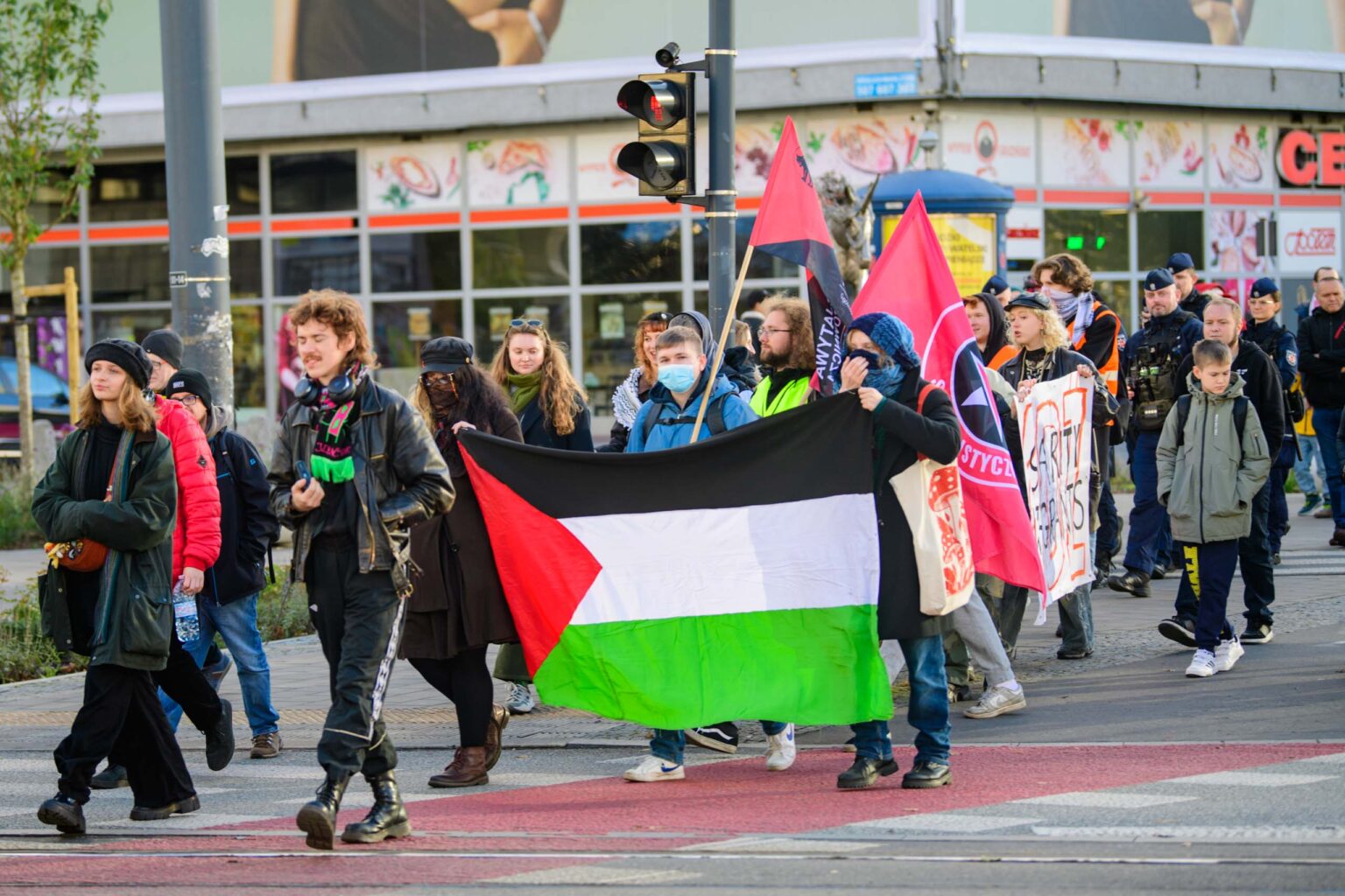 Manifestacje w sprawie imigrantow w Lodzi fot Sebastian Szwajkowski 19