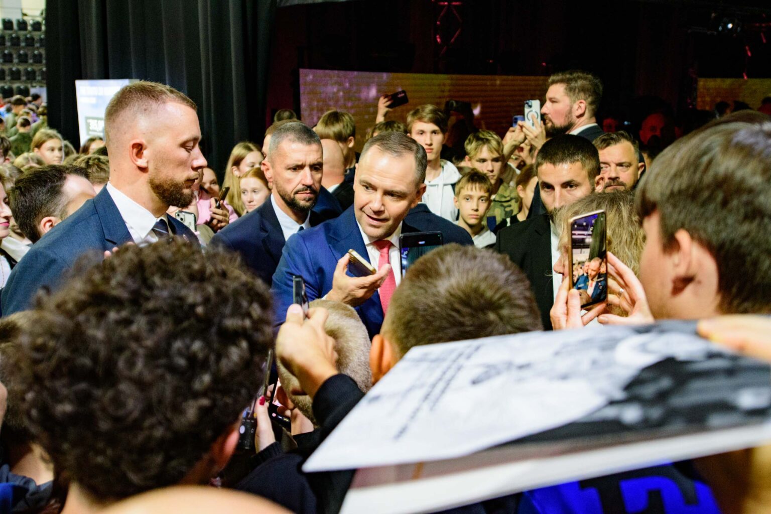 Prezydent Karol Nawrocki na Kongresie Przyszłości Narodowej fot Sebastian Szwajkowski_6 Prezydent Karol Nawrocki na Kongresie Przyszlosci Narodowej fot Sebastian Szwajkowski 6