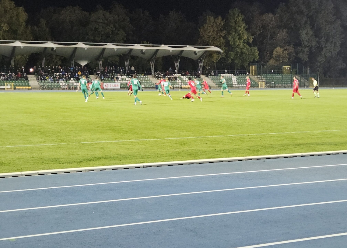 III liga gr. 1 - 11. kolejka. Lechia postraszyła lidera, Warta na podium