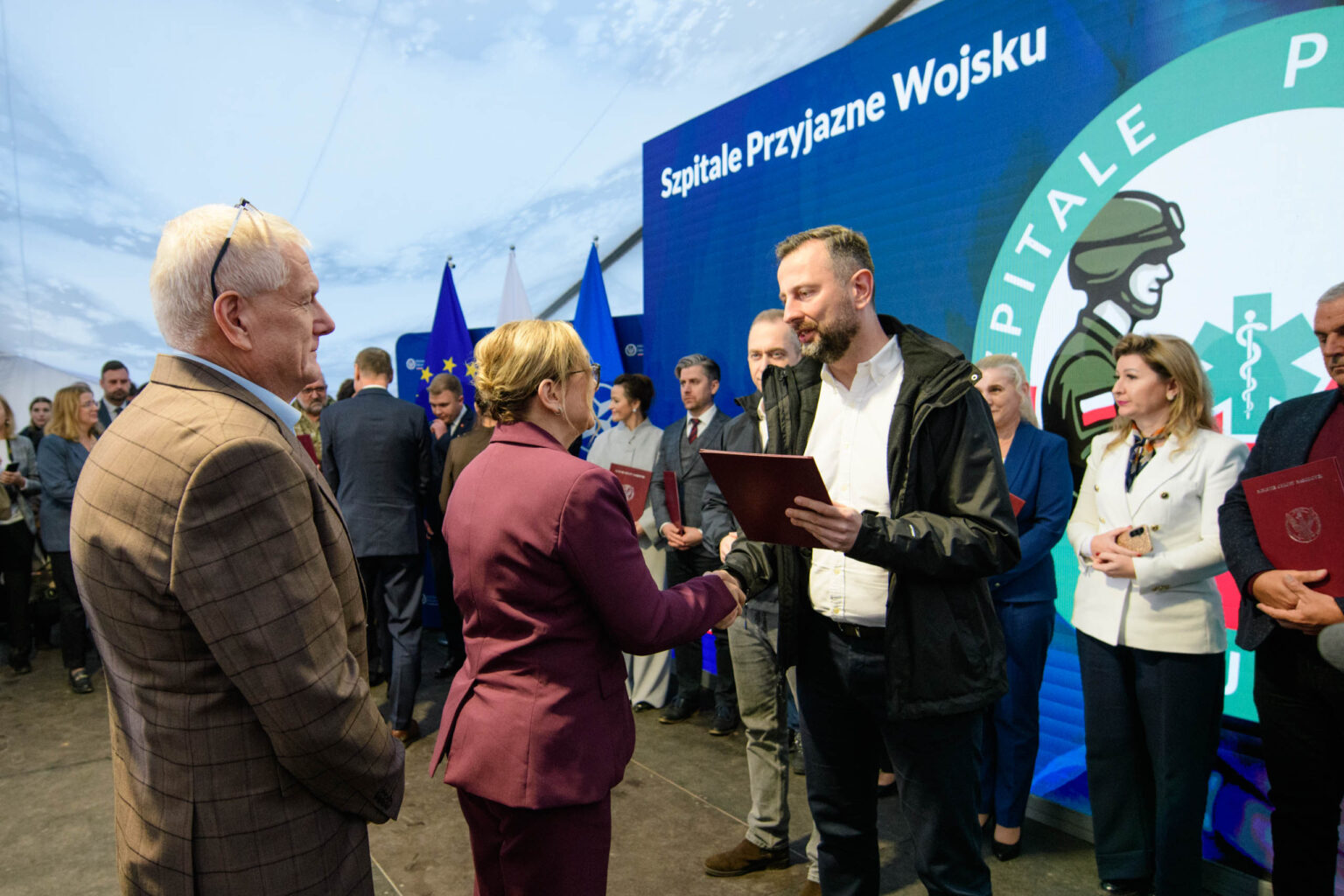 Wicepremier Kosiniak Kamysz na ćwiczeniach medyków wojskowych fot Sebastian Szwajkowski_2 Wicepremier Kosiniak Kamysz na cwiczeniach medykow wojskowych fot Sebastian Szwajkowski 2 1
