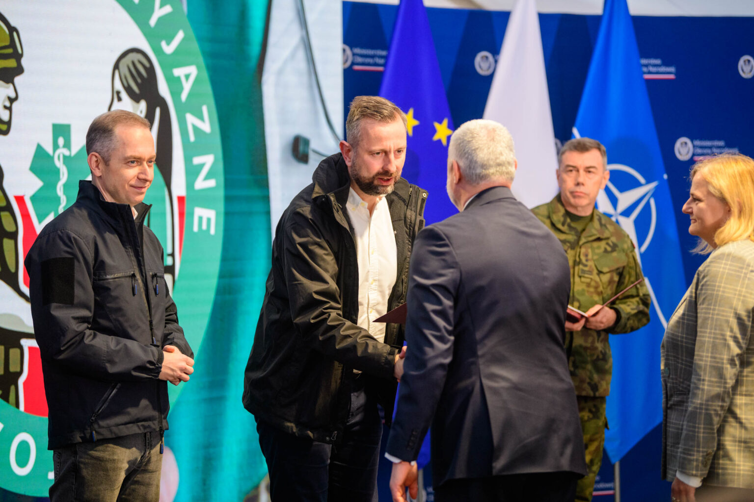 Wicepremier Kosiniak Kamysz na cwiczeniach medykow wojskowych fot Sebastian Szwajkowski 34 1
