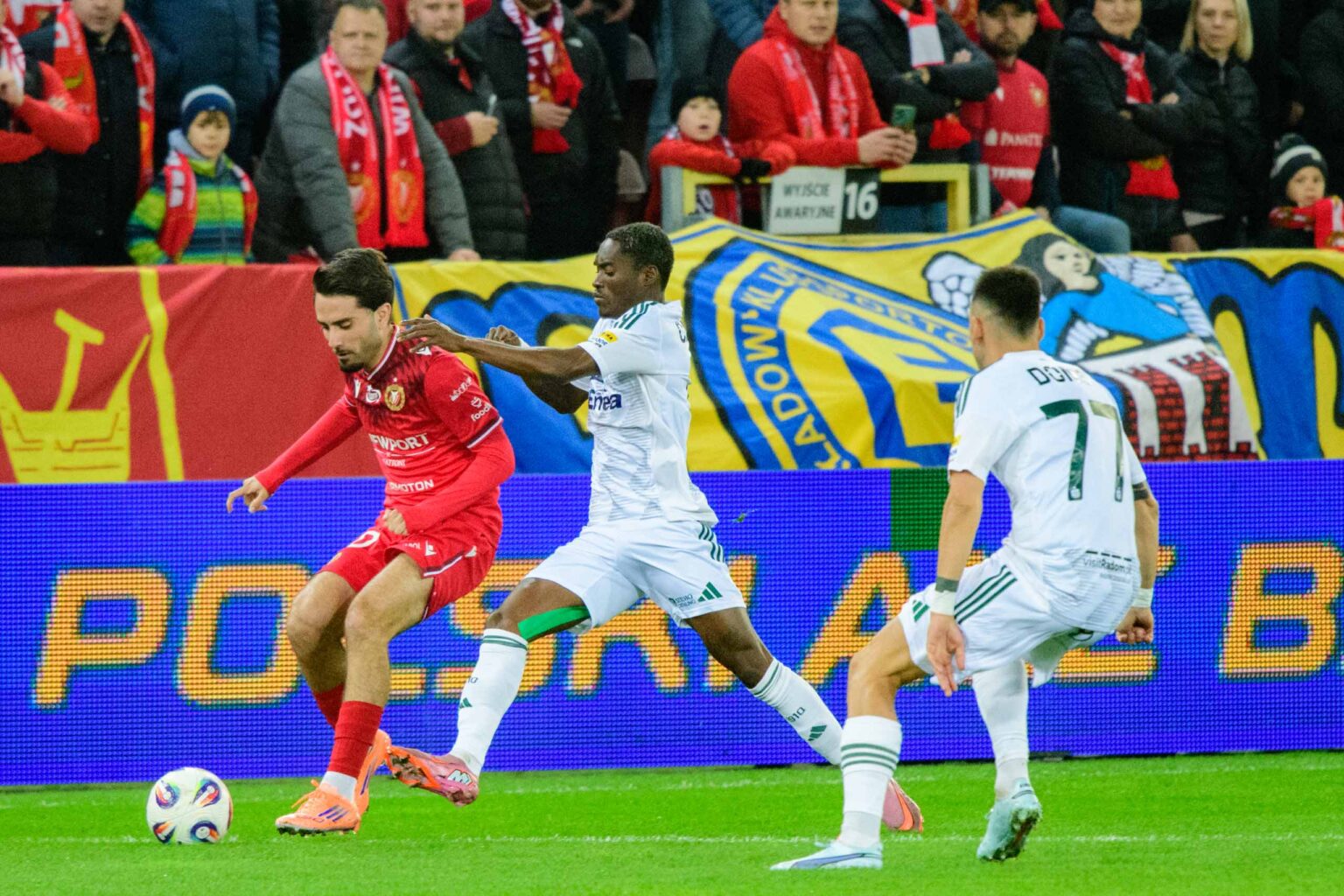 Widzew Łódź vs Radomiak Radom fot Sebastian Szwajkowski_1 Widzew Lodz vs Radomiak Radom fot Sebastian Szwajkowski 1