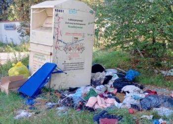 Problem z kontenerami na odzież na Bałutach 3 Problem z kontenerami na odzież na Bałutach